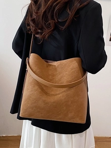 Matte PU Leather Bucket Bag For Women Large Capacity Tote With Pouch Commuter Shoulder Crossbody Bag Retro Minimalist Style