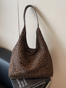 Sac Cabas pour Femmes Mode Imprimé Léopard Grande Capacité en Suède Décontracté Navettage sous le Bras Épaule Hobo Seau Sac