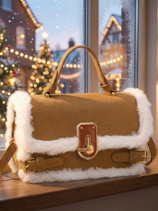Borsa a mano marrone in pile con bordo in ecopelliccia bianca e chiusura girevole dorata