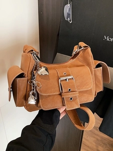 Women Retro PU Leather Crossbody Bag Vintage Multi Pocket Shoulder Bag With Belt Buckle Heart Pendant Y2K Streetwear Bag