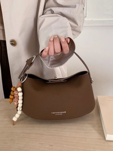 Women Pebbled PU Leather Shoulder Bag Lindy Style Minimalist Crossbody Handbag With Wood Bead Charm Retro Fashion Purse