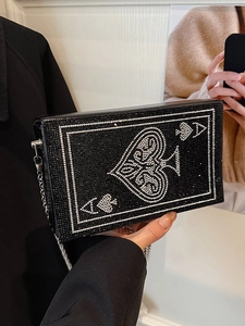 Sac de soirée étincelant avec cristaux, motif as de pique et bandoulière en chaîne