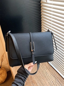 Women Litchi Pattern PU Leather Shoulder Bag Fashion Minimalist Square Crossbody Bag With Silver Metal Buckle Commuter Flap Bag Daily Work
