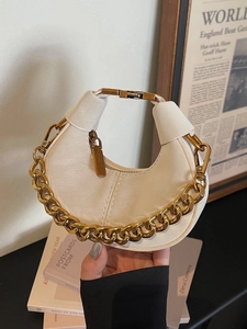 Sac à Bandoulière Croissant pour Femme en Cuir PU Mini Sac à Rouge à Lèvres Avec Chaîne en Métal Doré Sac Dumpling Tendance