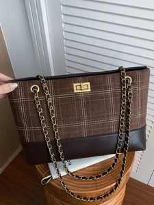 Vintage brown plaid tote bag with chain strap and gold twist lock for daily commuting