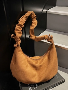 Vintage Velvet Hobo Bag For Women Soft Ruched Shoulder Strap Underarm Bag Solid Color Dumpling Shape Shoulder Bag Large