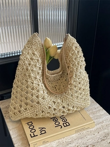 Women Large Capacity Straw Woven Tote Bag Hollow Out Crochet Shoulder Bag Bohemian Beach Holiday Bucket Bag Straw Bag