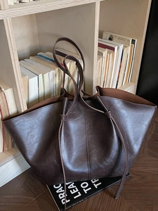 Vintage large capacity dark brown oil wax tote bag with knotted slim shoulder straps