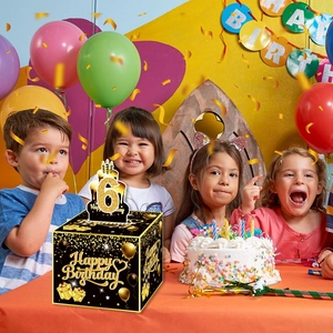 Scatola porta soldi nera e oro per il 6° compleanno con scena di festa festosa