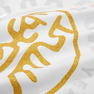 T-shirt blanc Année du Dragon avec imprimé pailleté doré et lettrage iridescent chic