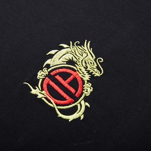 T-shirt noir pour homme avec broderie dragon rétro de style chinois et coupe décontractée