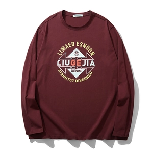Men's loose long sleeve T-shirt in burgundy with trendy graphic letters and round neck