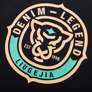 Men's loose long-sleeve T-shirt with leopard print and LIUGEJIA graphic design in black