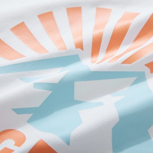 Übergroßes weißes langärmliges Baumwoll-T-Shirt mit hellem orange-blauem Grafikdruck