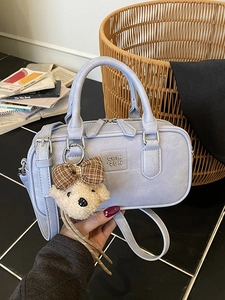 Sac à main bleu clair rétro pour femme avec breloque ours en peluche et bandoulière