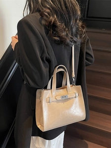 Borsa Tote in Pelle PU alla Moda per Donna Borsa a Mano Minimalista Urbana Con Serratura a Giro in Metallo Doppi Manici Tracolla Rimovibile