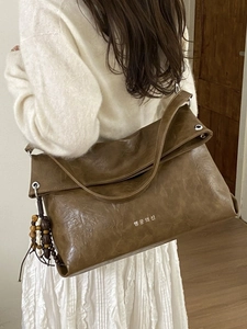 Women Large Capacity PU Leather Tote Bag Retro Minimalist Slouchy Underarm Shoulder Bag With Wood Beads Charm For Daily Work