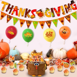 Detailed Thanksgiving party set with turkey banners, balloons and cupcake toppers