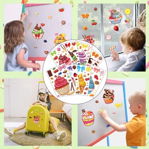 Detail von süßen Dessert-Aufklebern auf Koffern und Glas für Kinder-DIY-Party-Deko