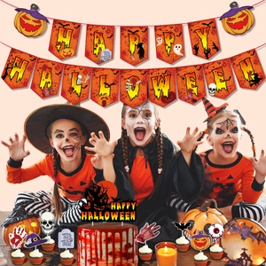 Detailed Halloween party set with HAPPY HALLOWEEN banner and spooky cake toppers