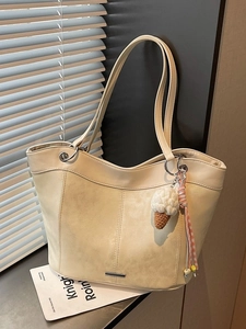 Large Capacity PU Leather Tote Bag For Women Retro Casual Stitching Shoulder Bag With Ice Cream Pendant Commuting Handbag