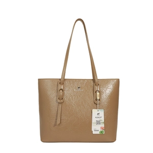 Braune Shopper-Tasche aus Kunstleder mit Knitteroptik und Känguru-Logo für Alltag
