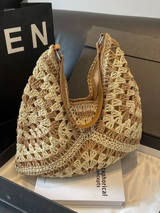 Sac fourre-tout en paille bicolore ajouré avec poignée en cuir pour la plage