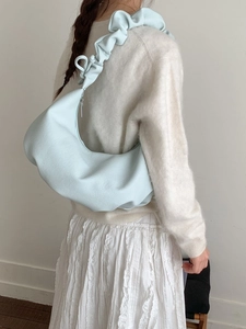 Große Hobo Schultertasche Für Damen PU Leder Crescent Bag Mit Gerafftem Riemen Und Schleifendetails Lässige Pendler Handtasche