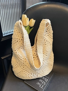 Handcrafted Straw Woven Tote Bag Women Hollow Out Flower Crochet Shoulder Bag Large Capacity Summer Beach Vacation Hobo Bag