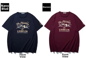 Detailansicht von Baumwoll-Grafik-T-Shirts in Navy und Burgund mit Bergmotiven