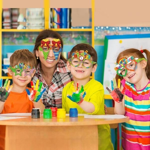 Kids school party paper glasses with ABC and Schulanfang text for back to school