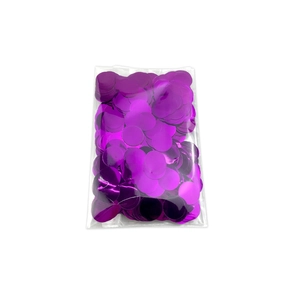 Gros plan de confettis ronds violets métallisés de 2 cm pour décoration de fête prénatale