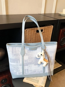 Women Large Capacity Tote Bag Trendy PU Leather Geometric Jacquard Shoulder Bag With Horse Pendant Casual Campus Office Bag