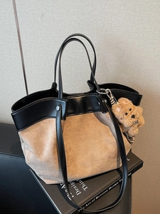 Sac Cabas Femme Grande Capacité en Cuir PU et Suédine Patchwork Sac à Épaule Rétro pour Bureau Avec Porte-clés Ours en Peluche