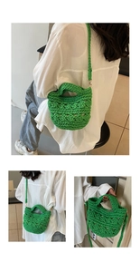 Détail du sac à main vert au crochet montrant la texture épaisse et la bandoulière