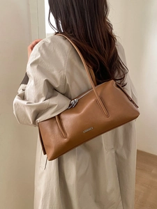 Retro Damen Achseltasche PU Leder Boston Kissen Schultertasche Pendeln Handtasche Mit Plüsch Hasen Anhänger Minimalistischer Stil
