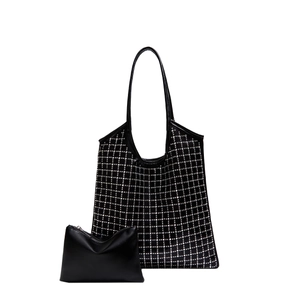 Zwarte rasterpatroon tote bag met zilveren strass steentjes en bijpassend tasje