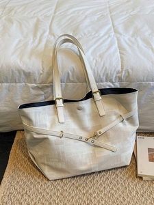 Large capacity canvas tote bag with gray abstract patterns and thin shoulder straps