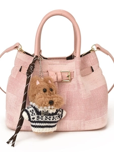 Rosa strukturierte Mini-Eimertasche mit Ledergriff und süßem braunem Plüsch-Hundeanhänger