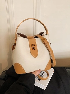 Women Commuting Bucket Bag PU Leather Large Capacity Contrast Stitching Handbag Shoulder Crossbody Bag Minimalist Satchel