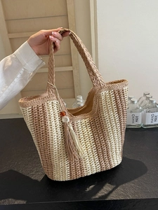 Sac Fourre-tout en Paille Tissée pour Femmes Grande Capacité Sac à Épaule Rayé Avec Gland Sac de Plage pour Vacances d'Été Voyage