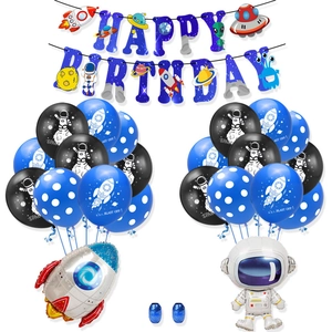 Set compleanno spazio con palloncini astronauta e striscione Happy Birthday