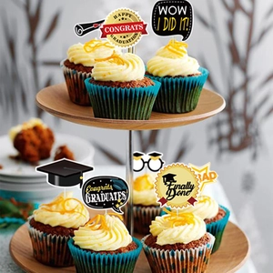 Topper per cupcake di laurea nero e oro con cappello accademico e trofeo per decorazione