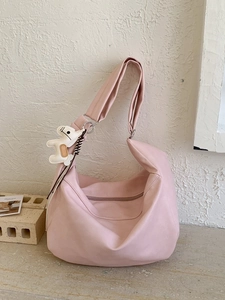 Large Capacity PU Leather Hobo Shoulder Bag For Women Urban Minimalist Dumpling Bag Soft Commuter Crossbody Bag With Charm