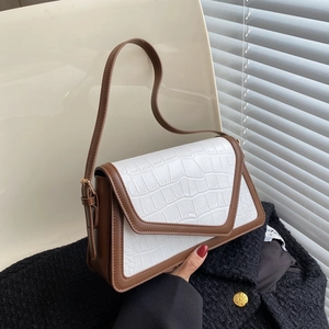 Retro contrast color shoulder bag with white croc-embossed and brown smooth leather finish