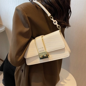 Women Small Crocodile Pattern PU Leather Crossbody Bag Fashion Square Shoulder Bag With Gold Lock Closure For Everyday