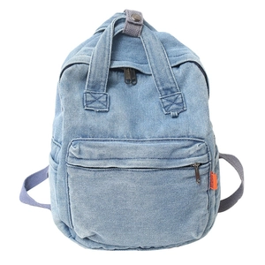 Hellblauer Denim-Rucksack für Damen mit verstellbaren Trägern und Vordertasche