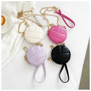 Lot de mini sacs ronds matelassés en crème, violet, rose et noir avec bandoulières chaînes