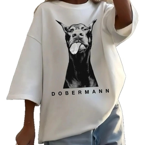 T-shirt ample en coton blanc pour femme avec imprimé graphique Dobermann réaliste