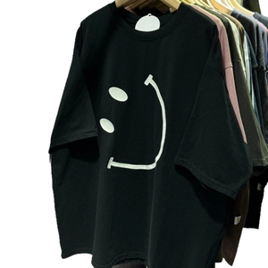 T-shirt noir oversize en coton avec broderie smiley blanc de style rétro japonais